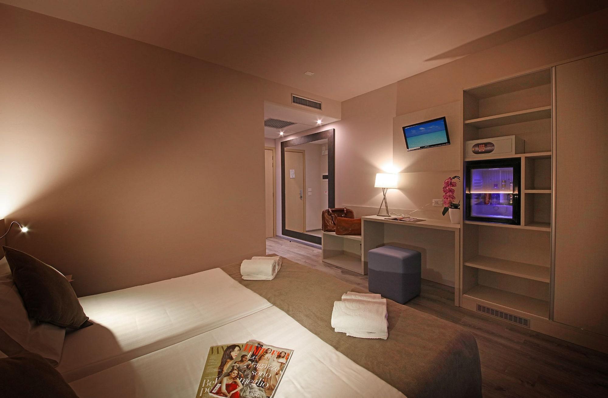 Spa Hotel Splendid Sole Манерба-дель-Гарда Экстерьер фото
