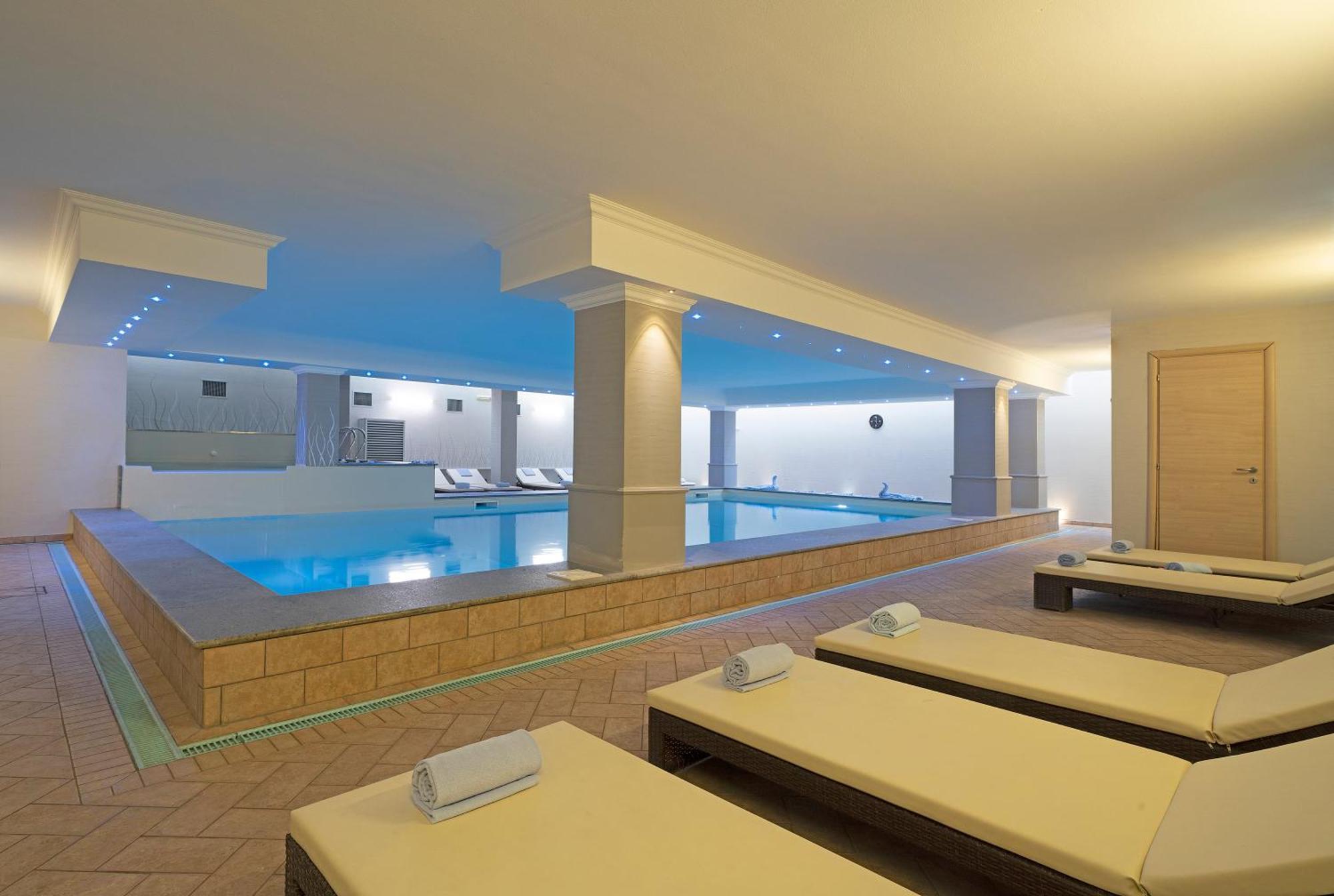 Spa Hotel Splendid Sole Манерба-дель-Гарда Экстерьер фото