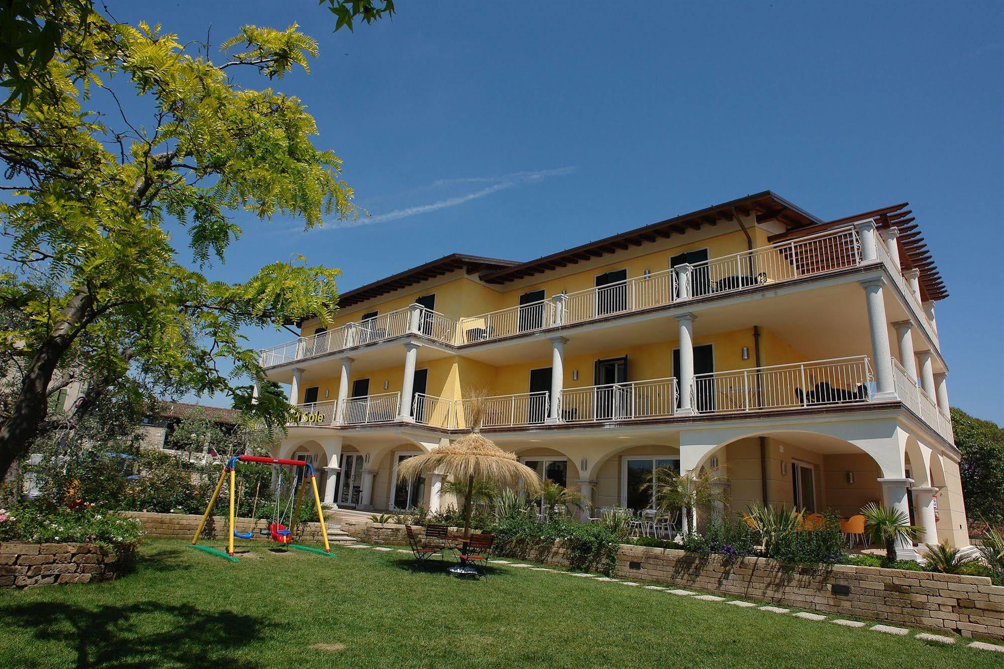 Spa Hotel Splendid Sole Манерба-дель-Гарда Экстерьер фото